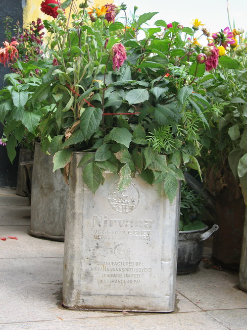 An old cooking oil tin, with an interesting brand name. Ganden, Monastery Tibet.